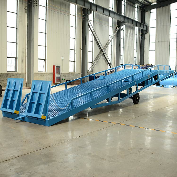 移動登車橋 移動登車橋